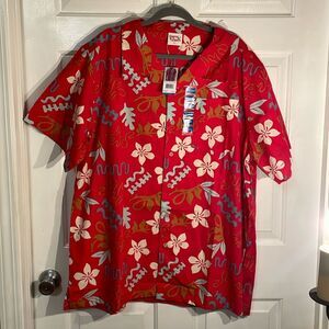 Barefoot as in Paradise men’s red, patterned Hawaiian shirt. Size XXL. NWT.